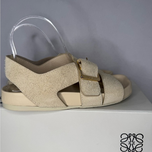 Loewe Women's Cream Sandals Brand New Size 37. - Picture 8 of 12